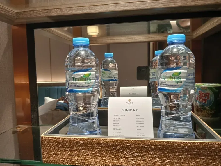 Hotel & konferensi — Trubus Hijau di minibar hotel